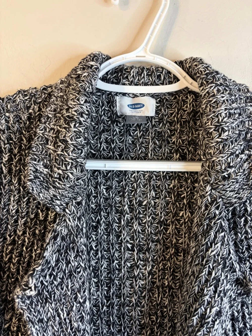 Old Navy Boys Flyaway Sweater Black Jack Size Large (10/12) EUC #44